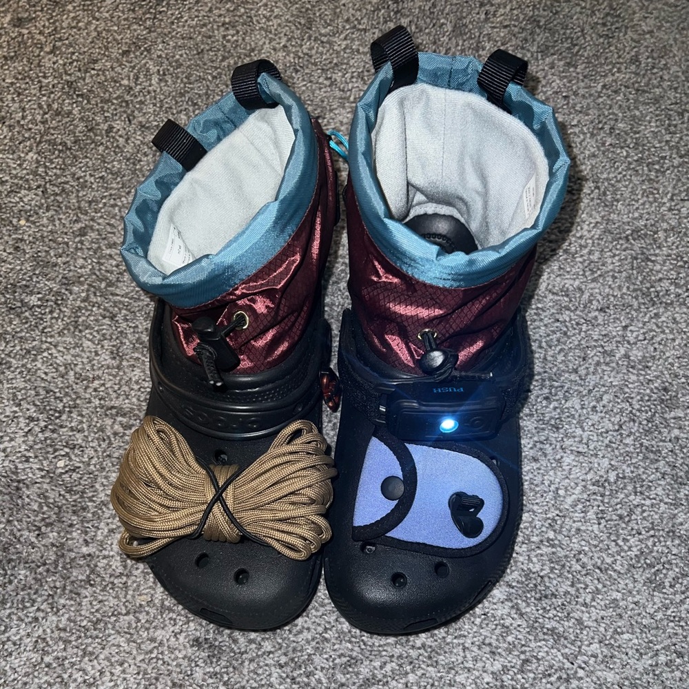 nicole mcglaughlin crocs W9 M7
